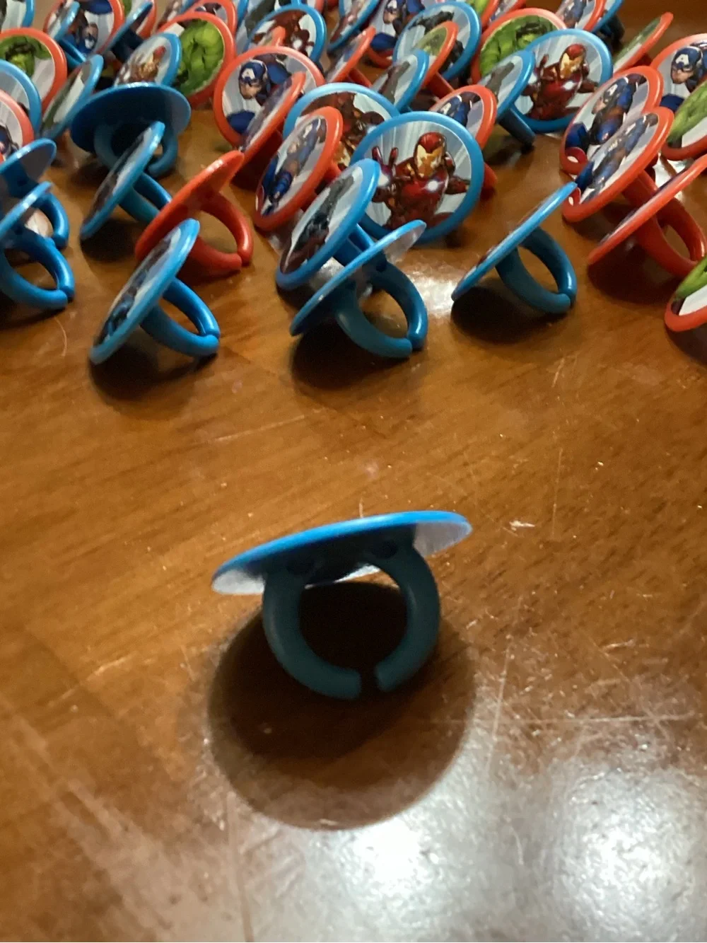 Brand New Avengers Set of 81 Fun Cupcake Topper Rings
